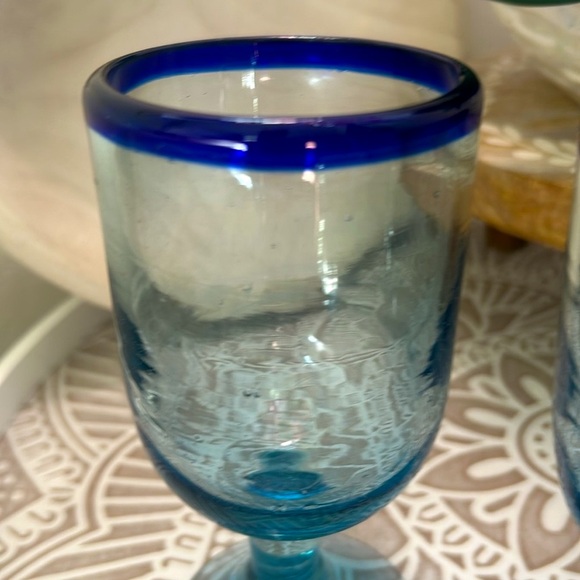 🌵🌵2 Vintage Hand Blown Mexican Goblet Glass - Picture 7 of 11